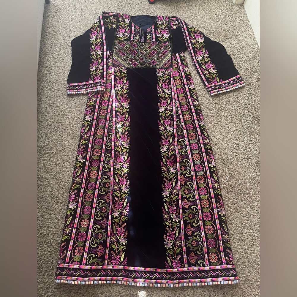 Palestinian embroidered velvet thobe